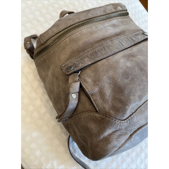 Vintage FRYE Light Brown Khaki Leather Backpack Silver Purse Boho Travel Classic